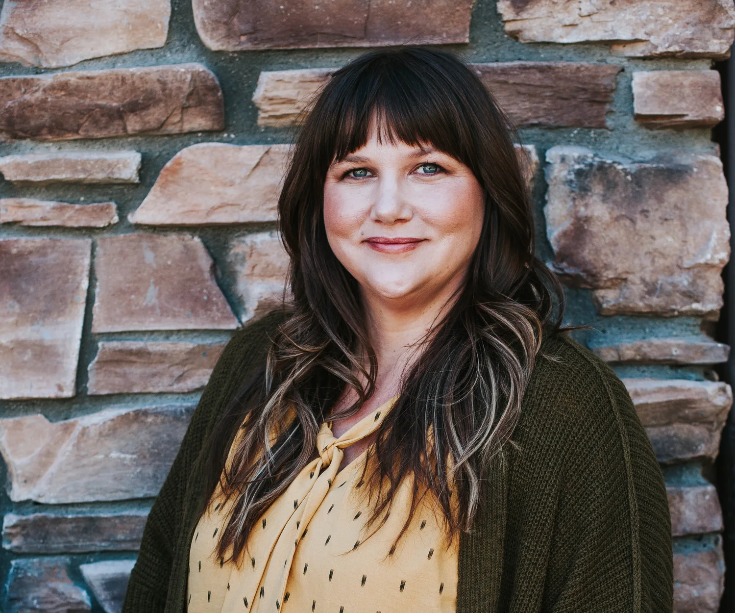 Headshot of Dr. Sarah Bason, DVM, at Granite Mountain Veterinary Hospital